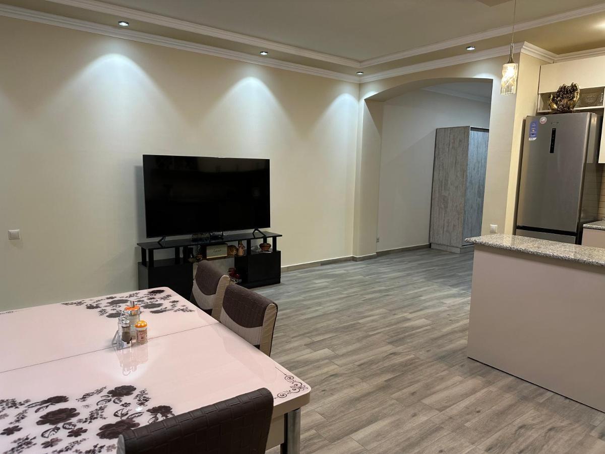 Our House Bed and Breakfast Vagharshapat Εξωτερικό φωτογραφία